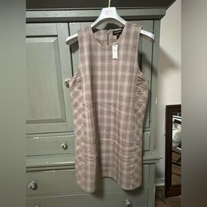 Banana Republic Tan lined Dress Sleeveless Crew Neck